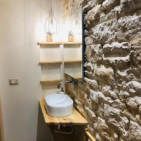 Il Cappero * モーディカ